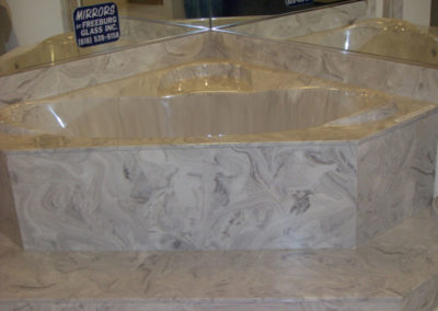 Mark-44-tub-in-marble