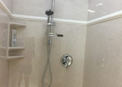 Shower with Rope trim